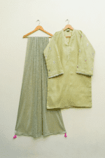 3 Piece Pista Lawn Shirt & Dupatta